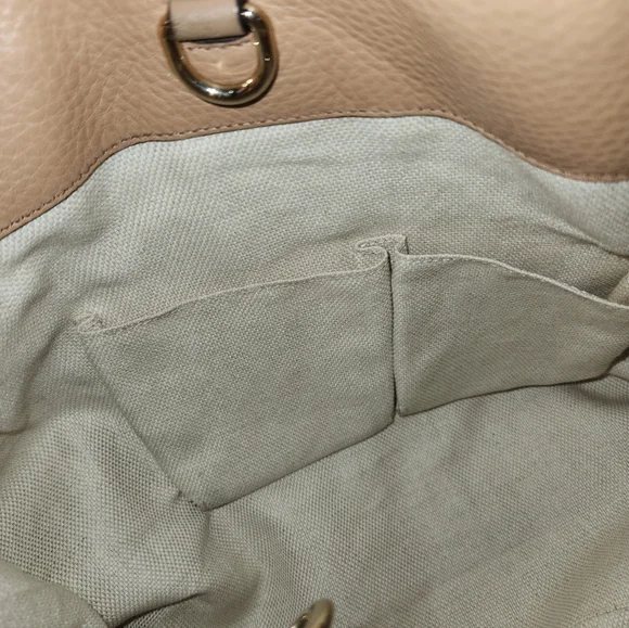 Gucci GG Soho Medium Leather Shoulder Bag Crossbody bag with Chain Straps - Picture 12 of 15